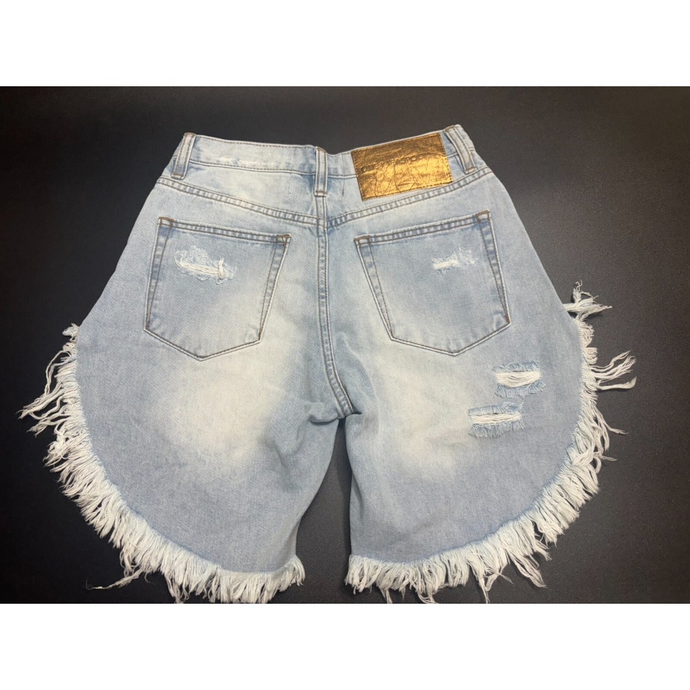 One Teaspoon NWOT Bermuda Shorts Blue Denim 100% Cotton Distressed Zip Fly Sz 22 - Picture 2 of 5